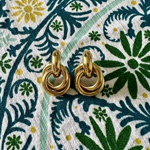 ✨Gold Knot Earrings